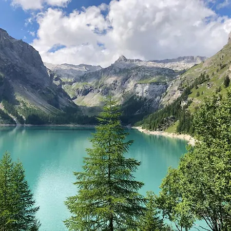 Magnifique Résidence à Quelques Pas Des Remontées Mécaniques Et Centre Montana *