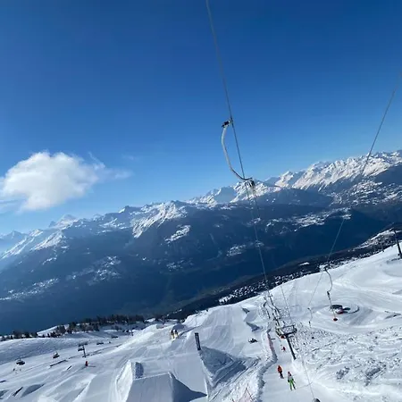 Magnifique A Quelques Pas Des Remontees Mecaniques Et Centre Montana Crans-Montana